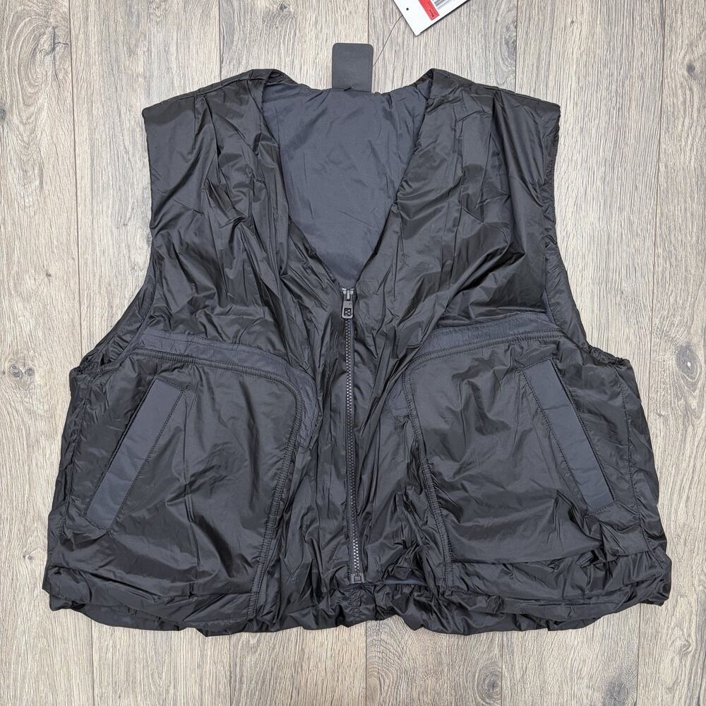 Nike Vest Size Large Mens Black Tech Woven Lightweight Full Zip Loose Fit $180